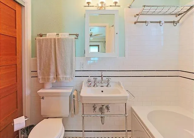 With Heated Pool, Coral A1 * Clearwater Beach