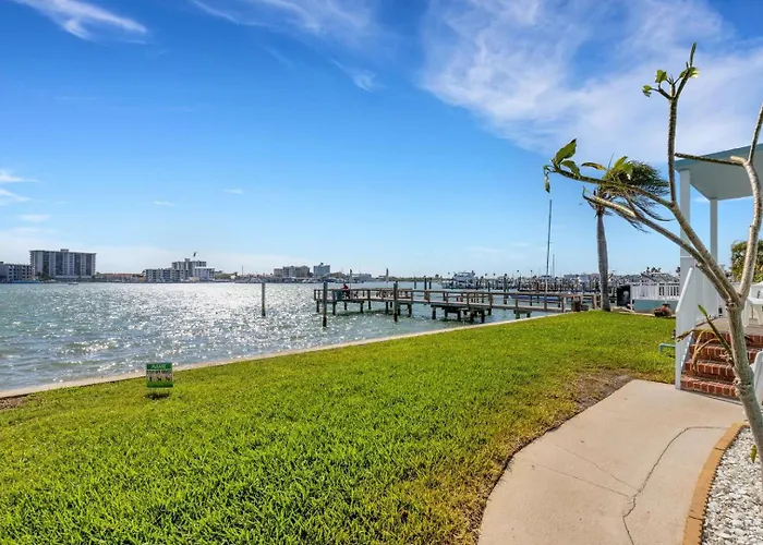 With Heated Pool, Coral A1 Resort Clearwater Beach